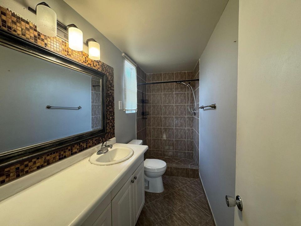 En Renta: $1,475 (0 camas, 1 baños, 500 Pies cuadrados)