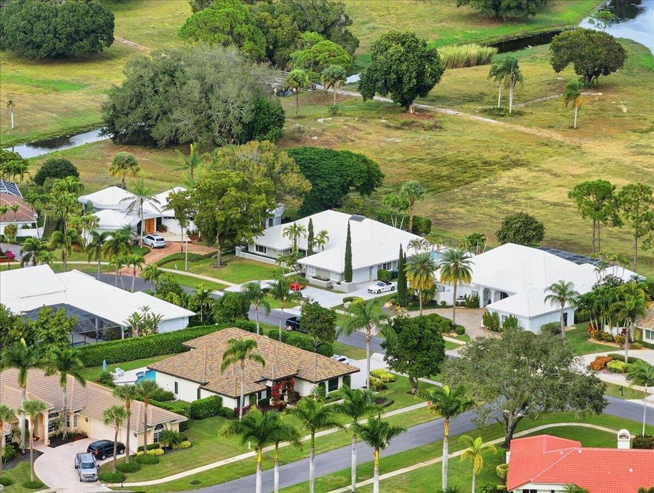 For Sale: $1,550,000 (5 beds, 3 baths, 3082 Square Feet)