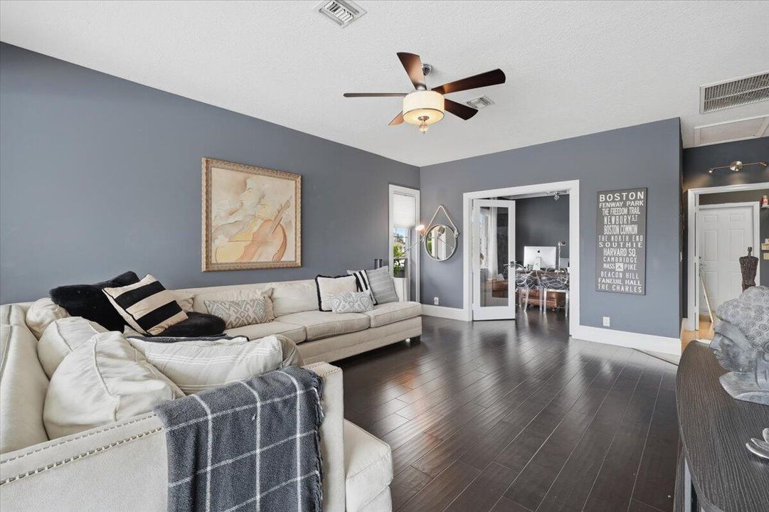 For Sale: $1,550,000 (5 beds, 3 baths, 3082 Square Feet)