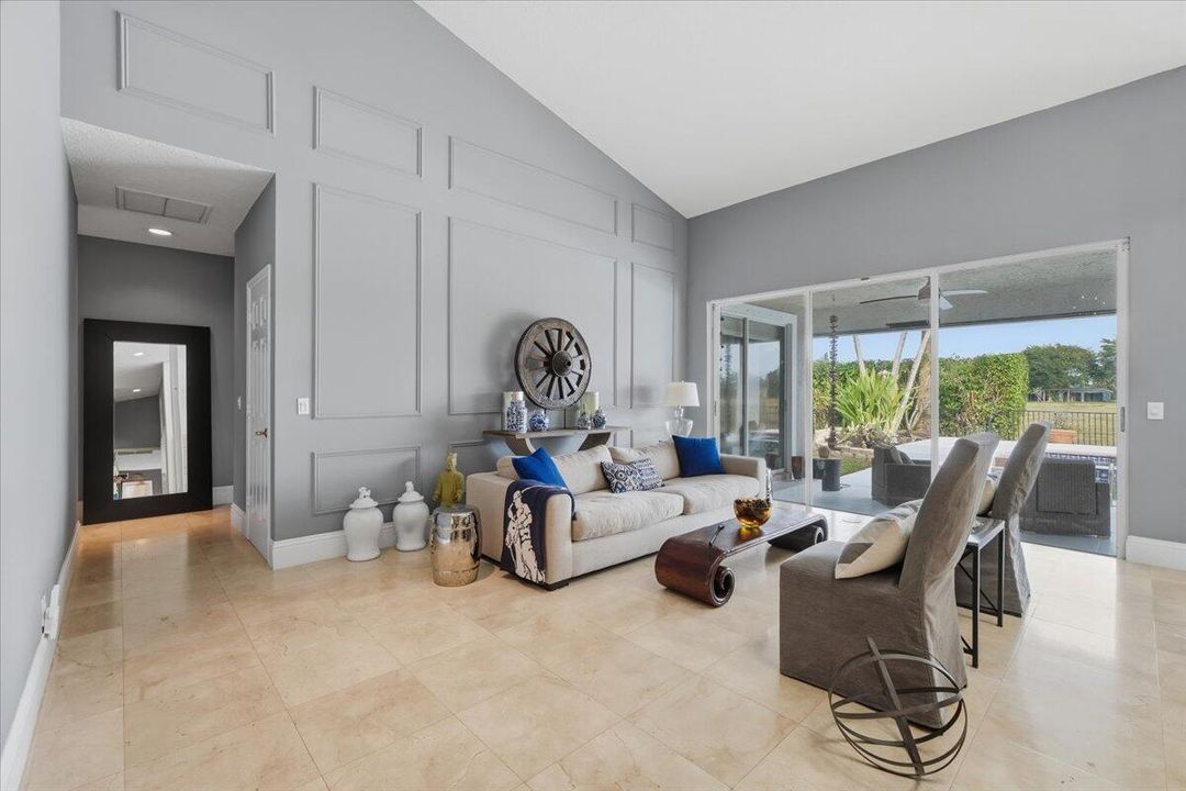 For Sale: $1,550,000 (5 beds, 3 baths, 3082 Square Feet)