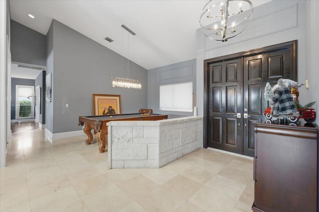 For Sale: $1,550,000 (5 beds, 3 baths, 3082 Square Feet)