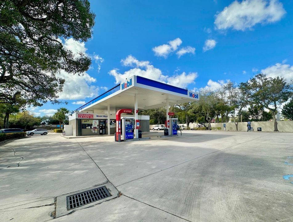 For Sale: $220,000 (0 beds, 0 baths, 6506 Square Feet)