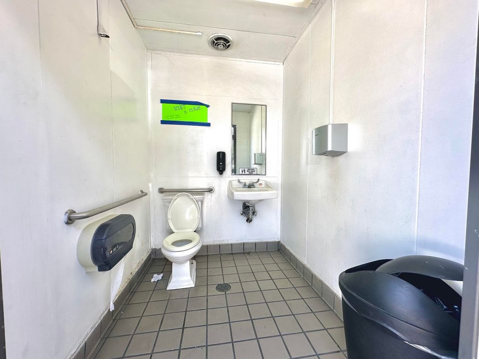 For Sale: $220,000 (0 beds, 0 baths, 6506 Square Feet)