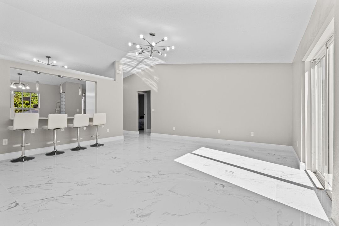 For Sale: $299,700 (3 beds, 2 baths, 1196 Square Feet)