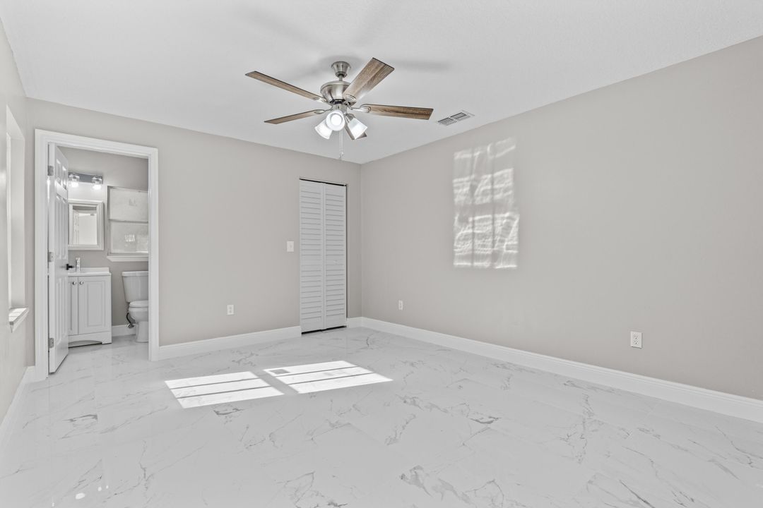 For Sale: $299,700 (3 beds, 2 baths, 1196 Square Feet)