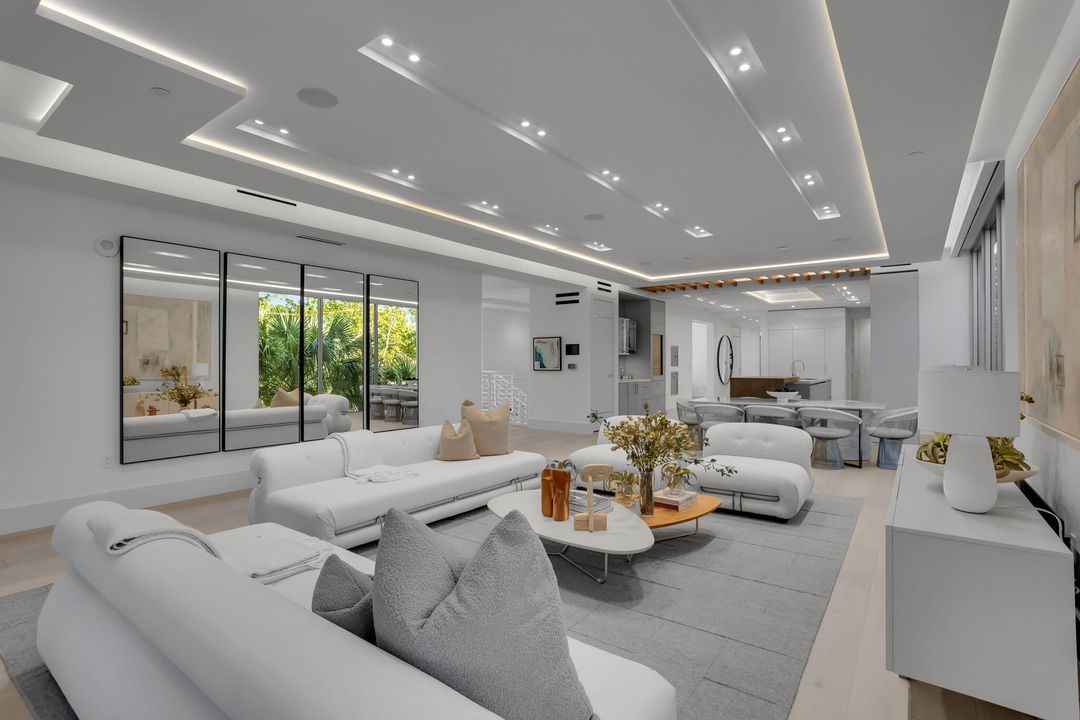 For Sale: $6,950,000 (4 beds, 4 baths, 3830 Square Feet)