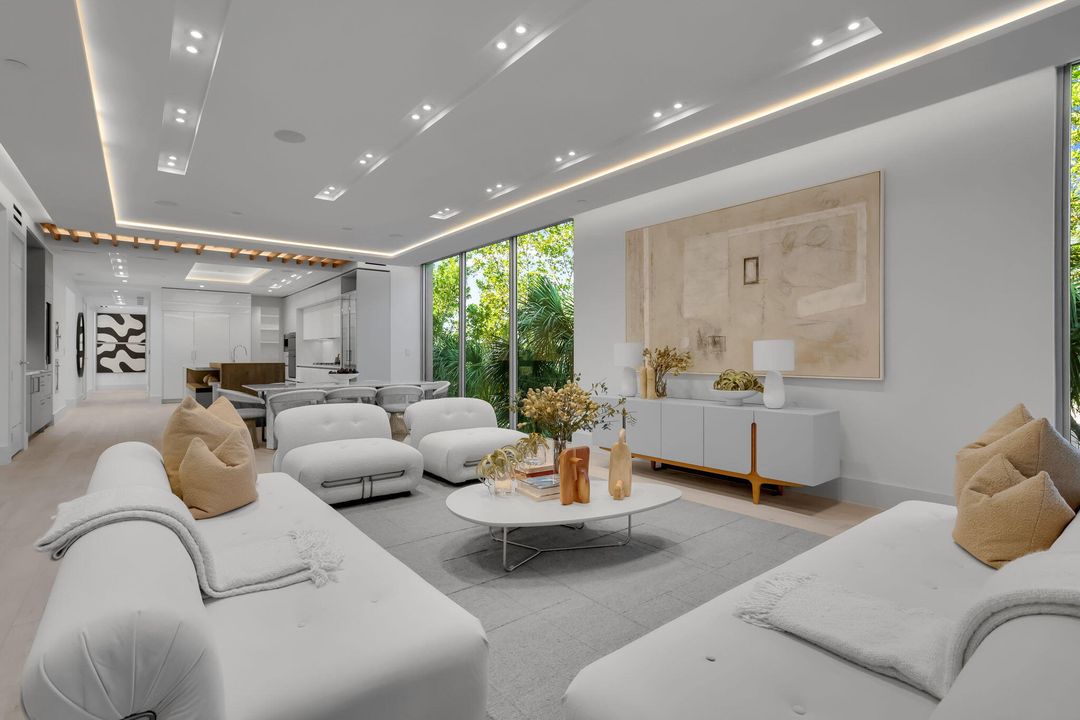 For Sale: $6,950,000 (4 beds, 4 baths, 3830 Square Feet)