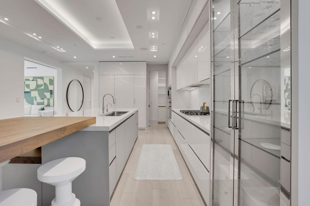 For Sale: $6,950,000 (4 beds, 4 baths, 3830 Square Feet)