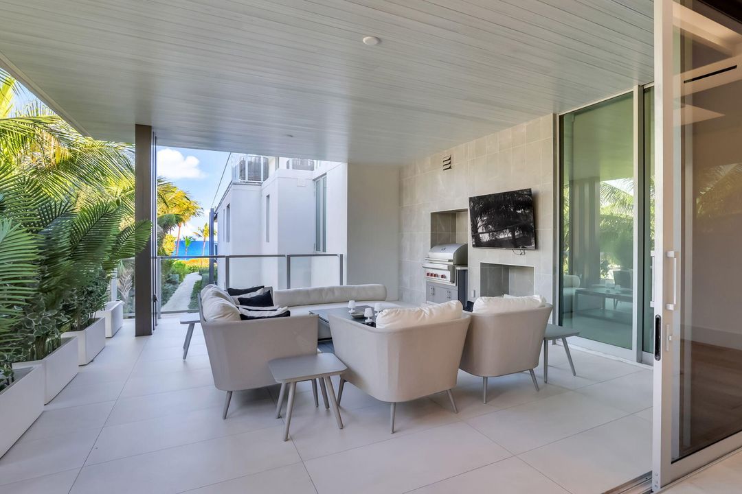 For Sale: $6,950,000 (4 beds, 4 baths, 3830 Square Feet)