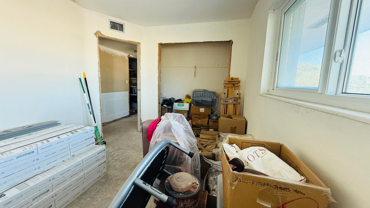 待售: $134,900 (2 贝兹, 2 浴室, 880 平方英尺)