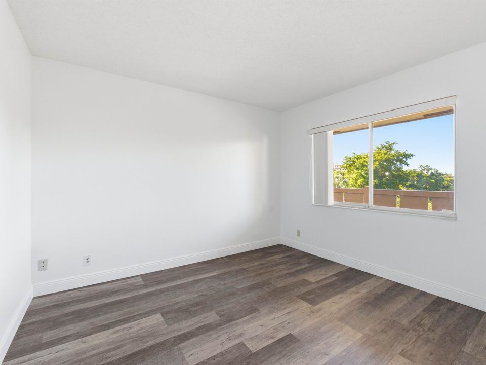 En Venta: $144,900 (2 camas, 2 baños, 1070 Pies cuadrados)