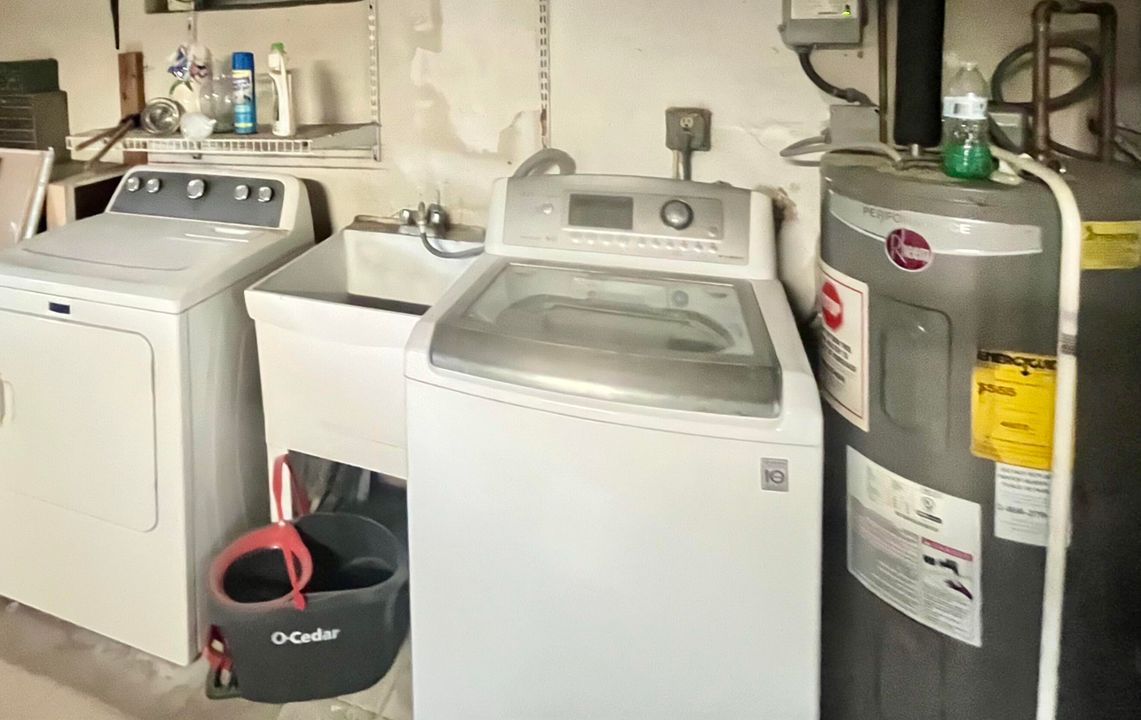 出租: $5,600 (3 贝兹, 2 浴室, 1755 平方英尺)