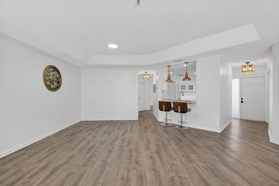 待售: $575,000 (3 贝兹, 2 浴室, 1550 平方英尺)