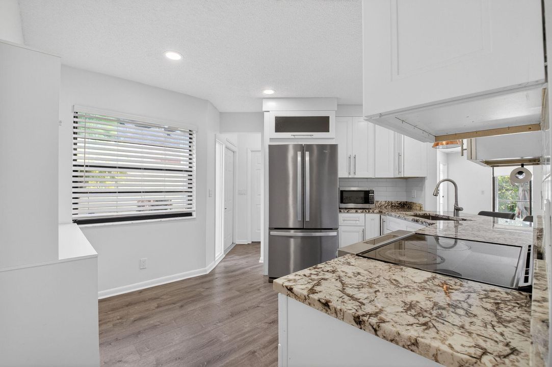 待售: $575,000 (3 贝兹, 2 浴室, 1550 平方英尺)