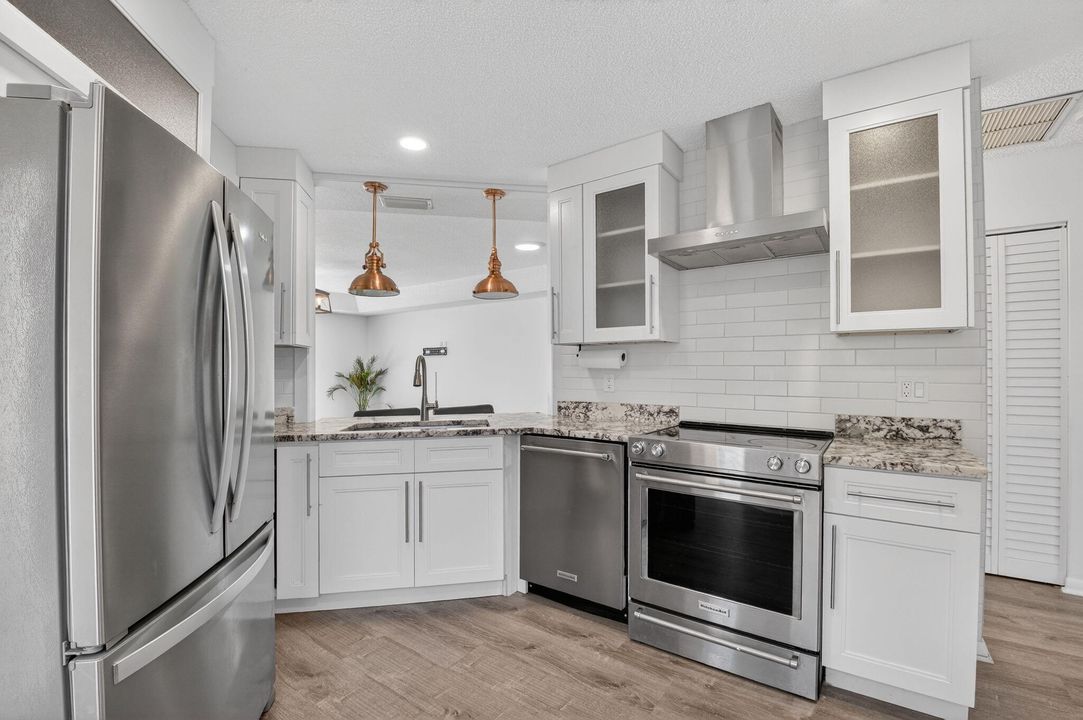 待售: $575,000 (3 贝兹, 2 浴室, 1550 平方英尺)