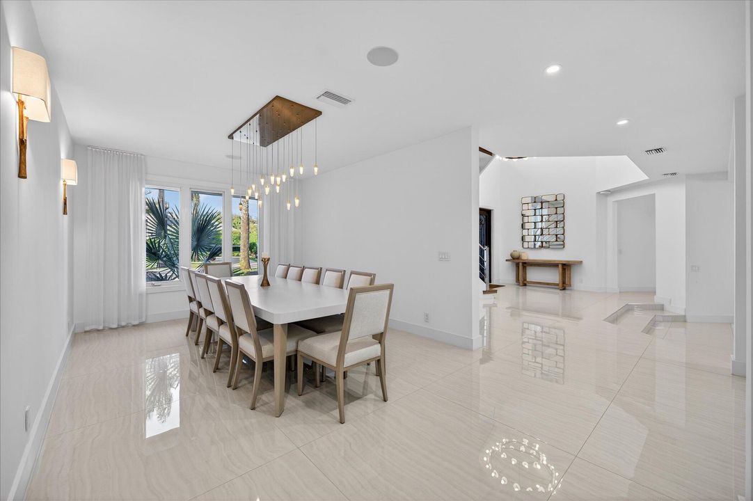 На продажу: $6,375,000 (7 спален, 7 ванн, 7130 Квадратных фут)