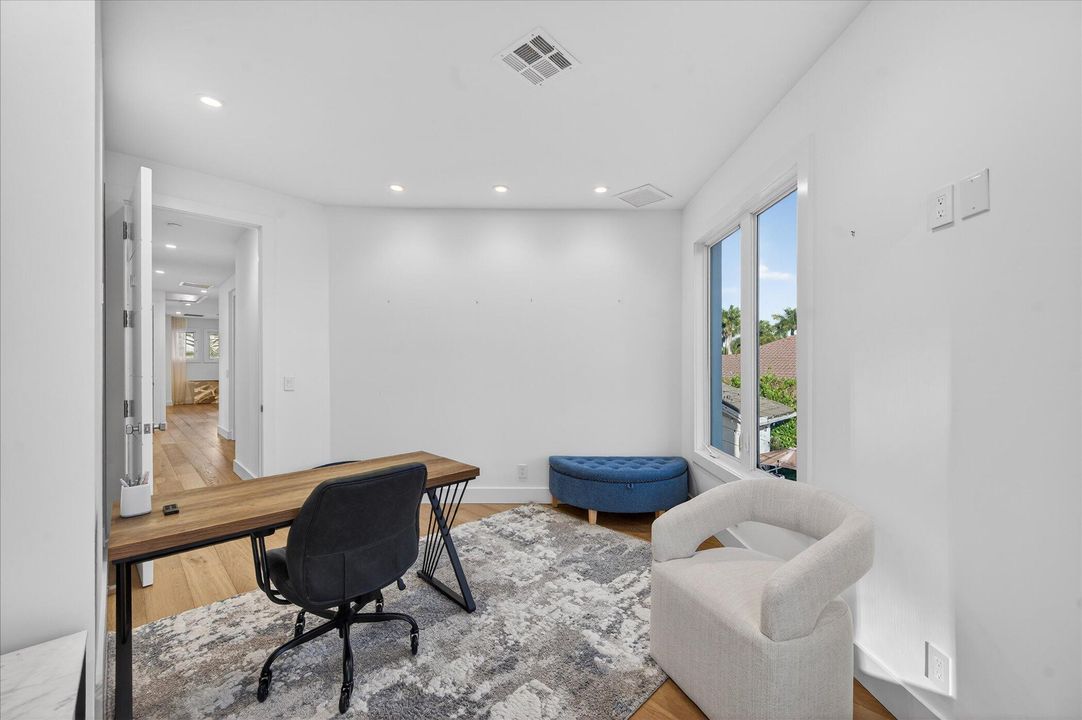 На продажу: $6,375,000 (7 спален, 7 ванн, 7130 Квадратных фут)