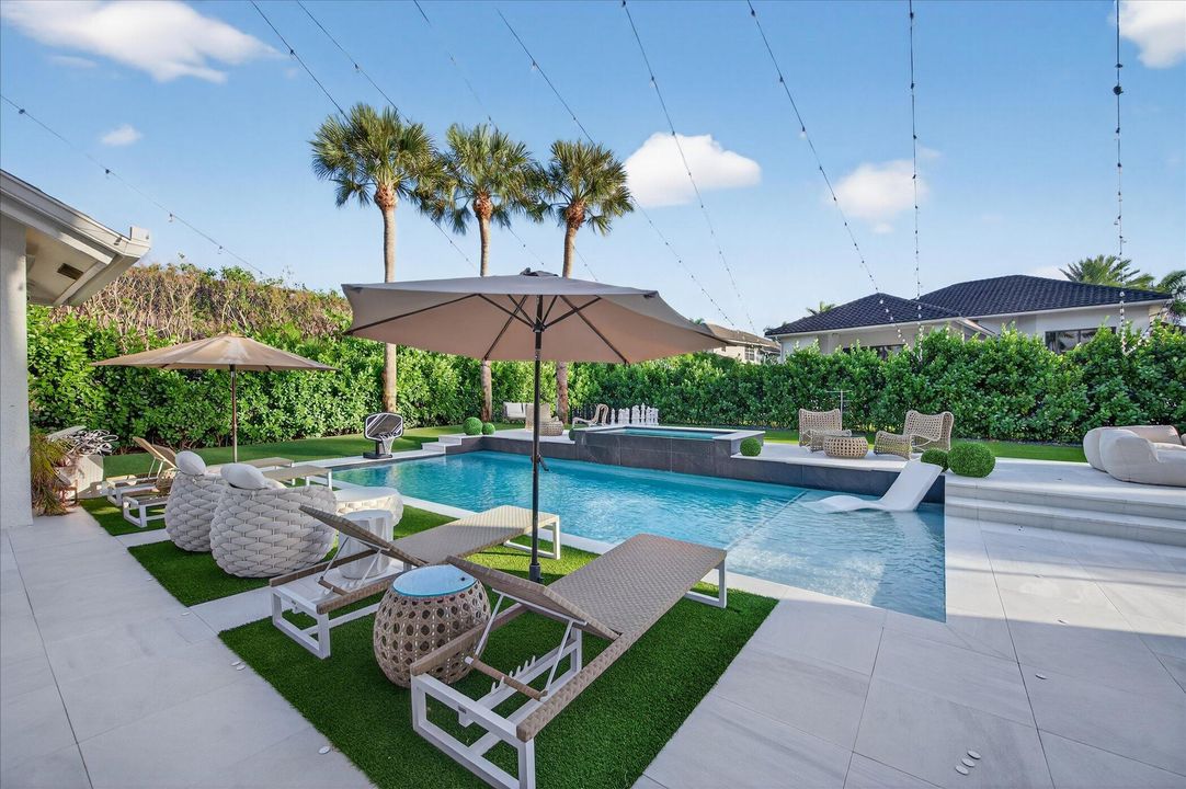 На продажу: $6,375,000 (7 спален, 7 ванн, 7130 Квадратных фут)