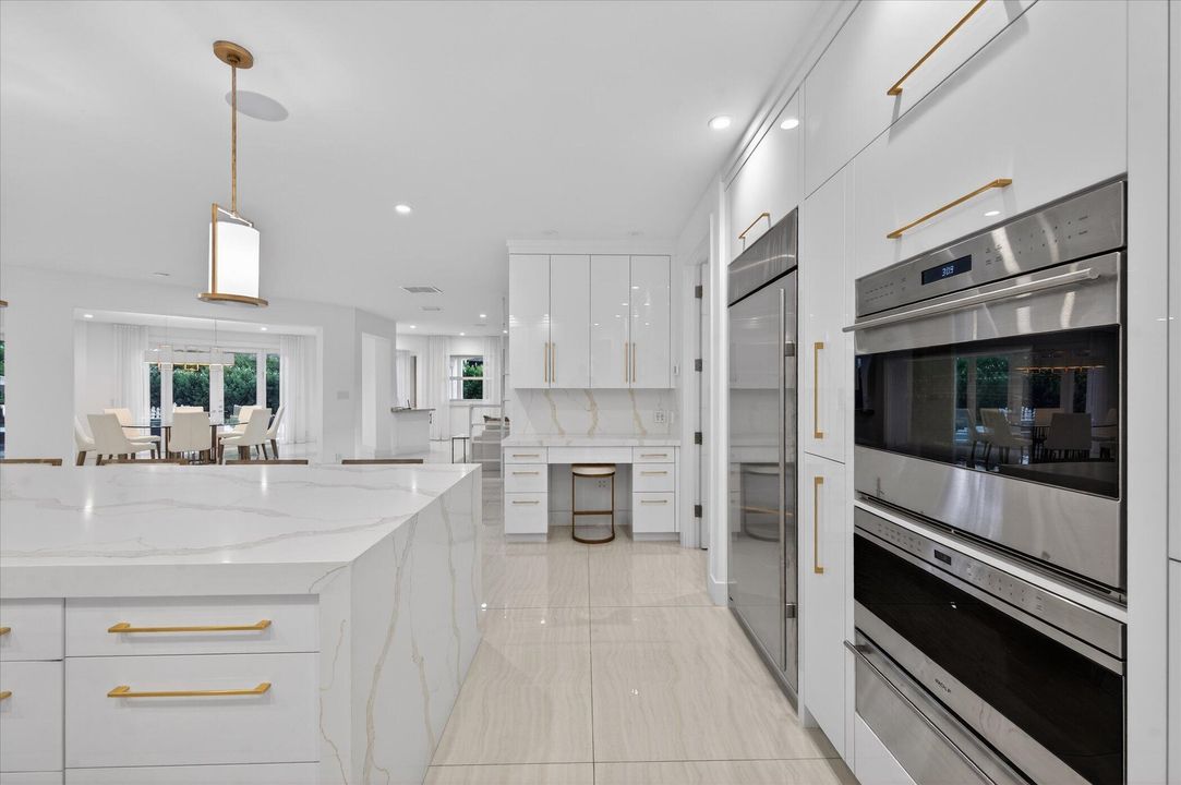 На продажу: $6,375,000 (7 спален, 7 ванн, 7130 Квадратных фут)