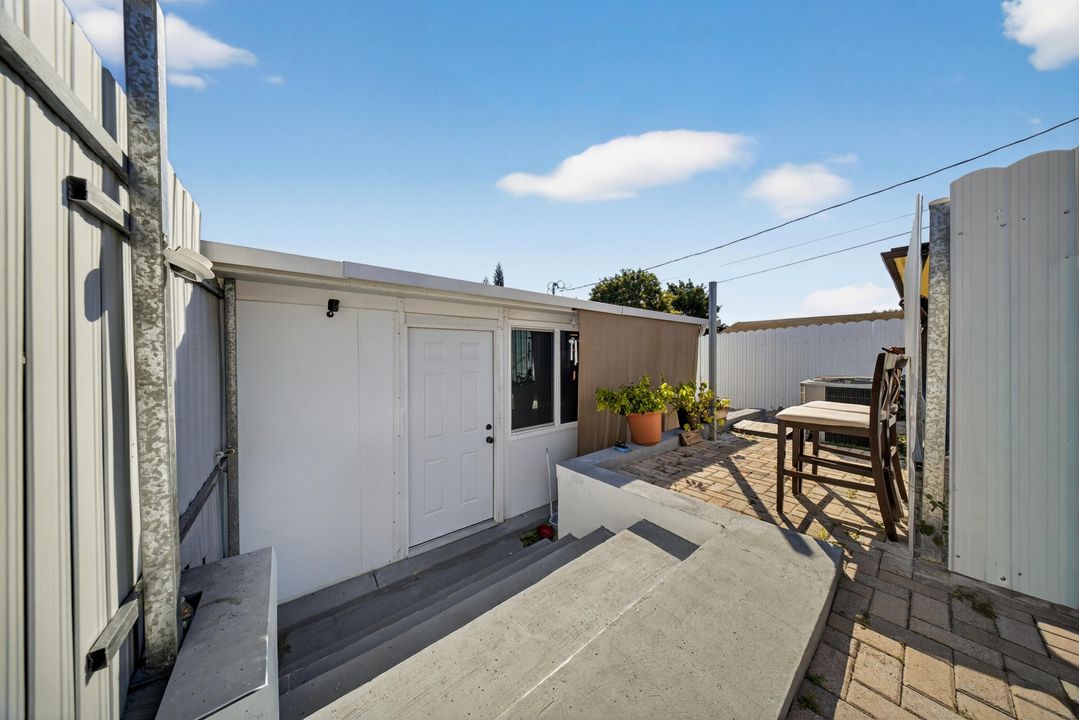 For Sale: $434,500 (3 beds, 2 baths, 1330 Square Feet)
