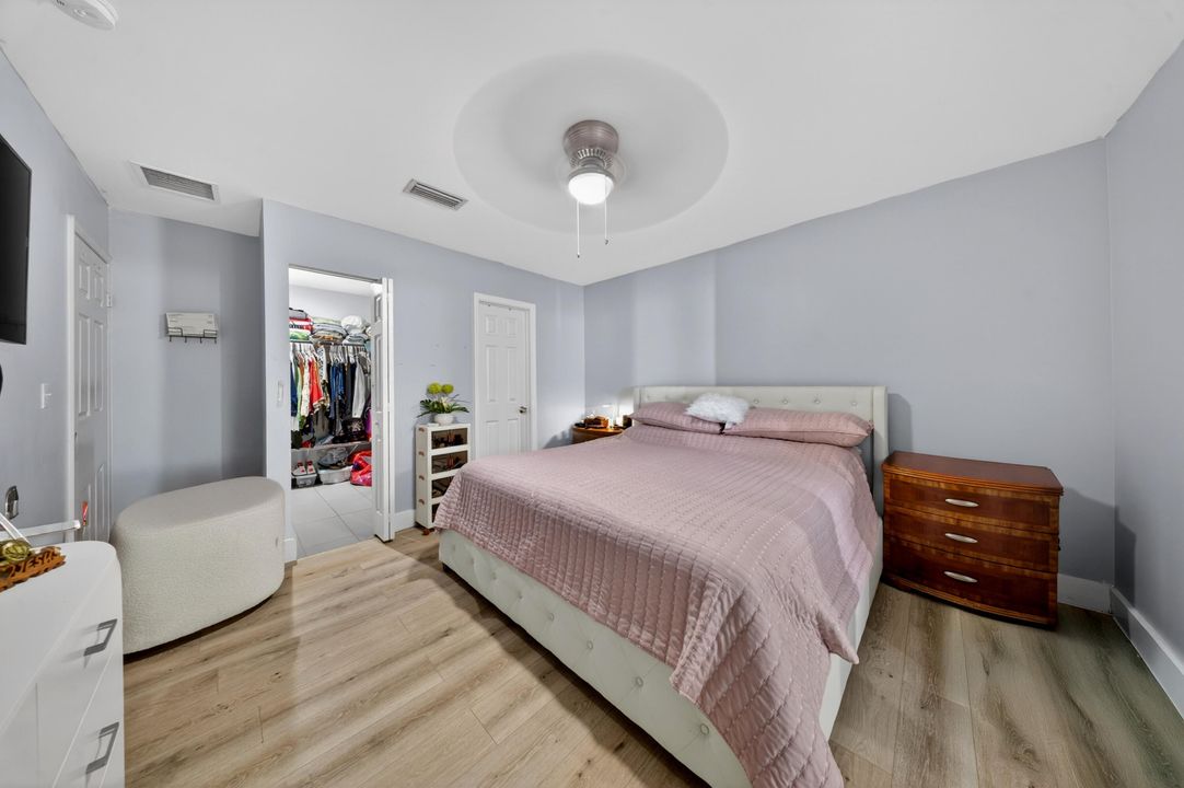 For Sale: $434,500 (3 beds, 2 baths, 1330 Square Feet)