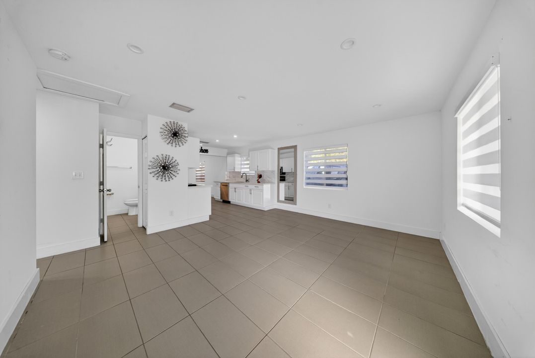 For Sale: $434,500 (3 beds, 2 baths, 1330 Square Feet)