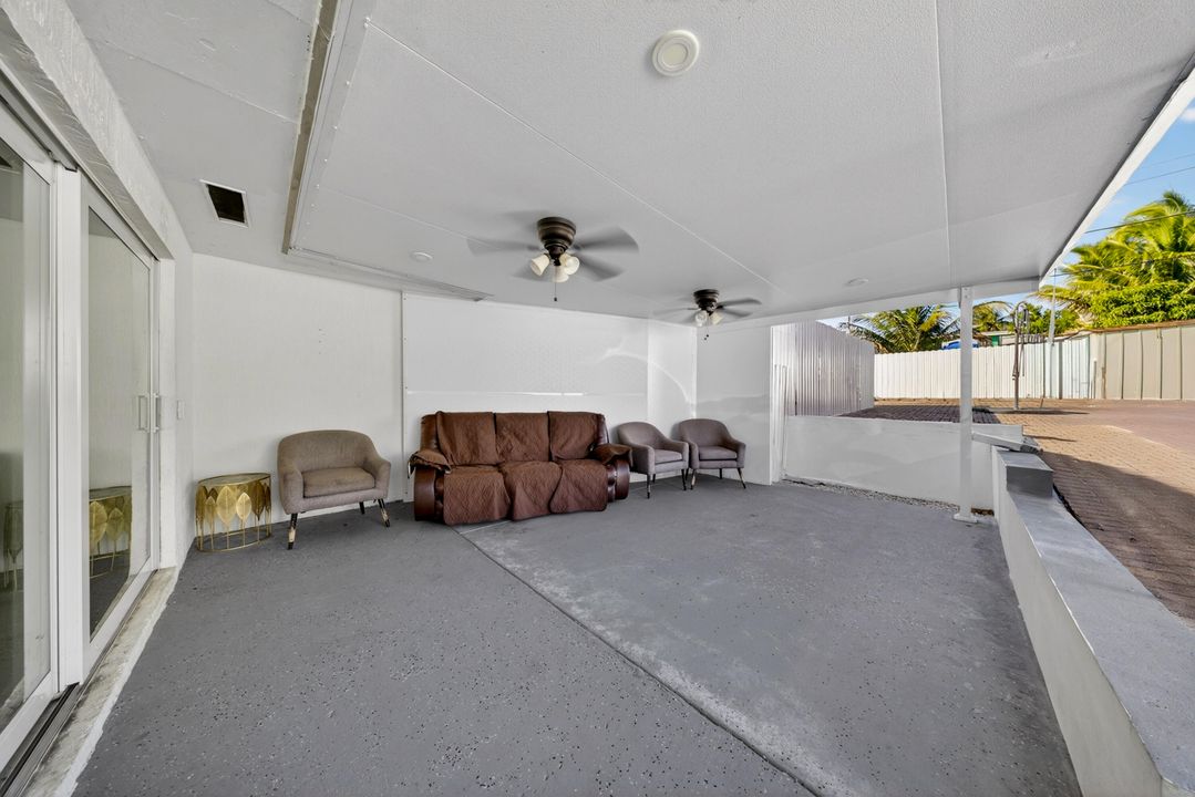 For Sale: $434,500 (3 beds, 2 baths, 1330 Square Feet)