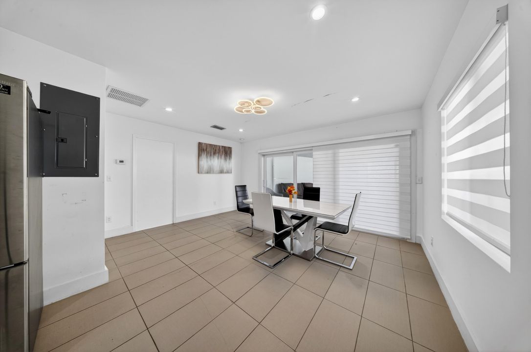 For Sale: $434,500 (3 beds, 2 baths, 1330 Square Feet)