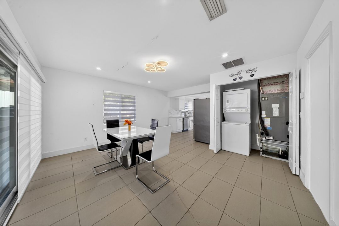 For Sale: $434,500 (3 beds, 2 baths, 1330 Square Feet)