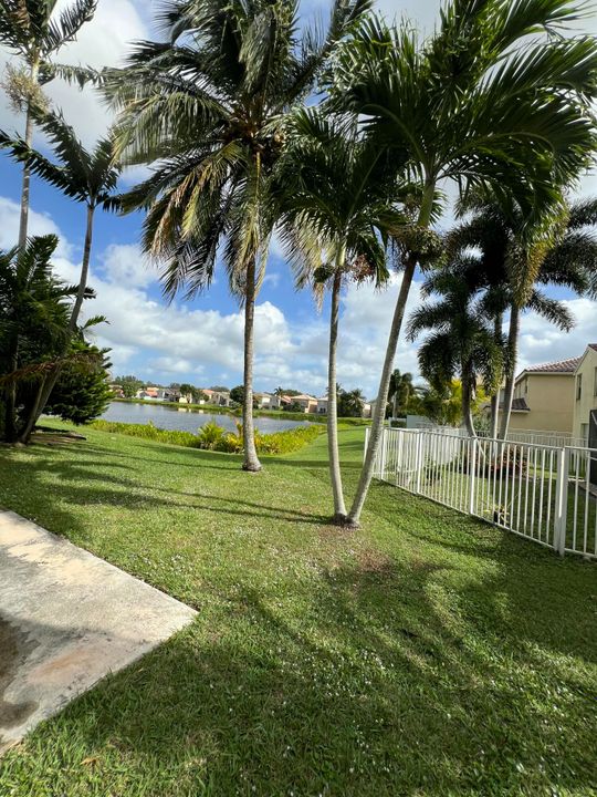 For Sale: $495,000 (4 beds, 2 baths, 1722 Square Feet)