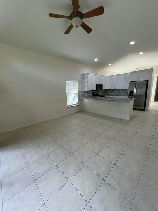 For Sale: $495,000 (4 beds, 2 baths, 1722 Square Feet)