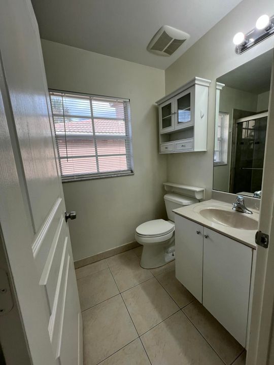 For Sale: $495,000 (4 beds, 2 baths, 1722 Square Feet)