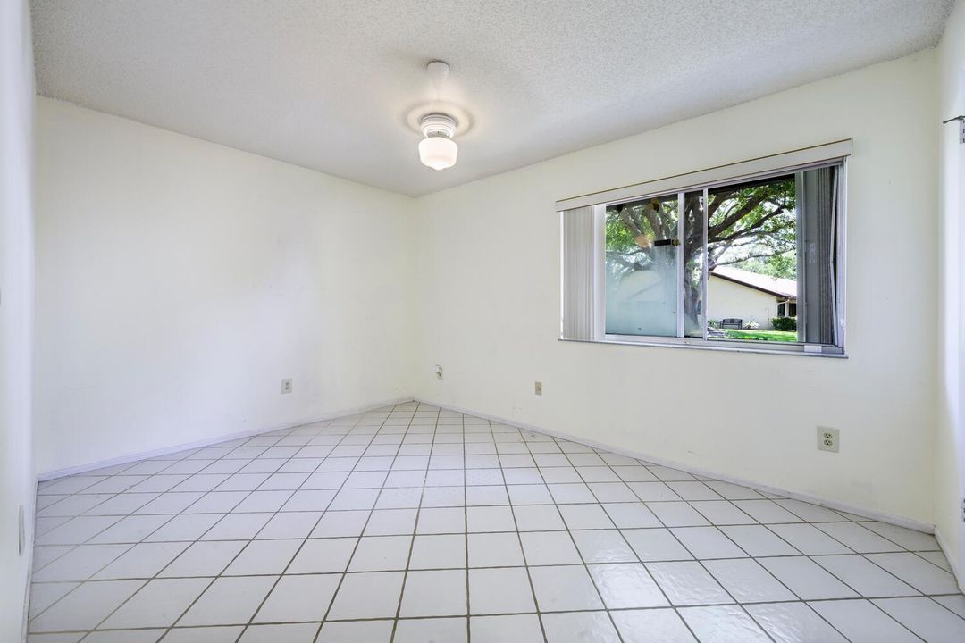 For Sale: $259,000 (3 beds, 2 baths, 1448 Square Feet)