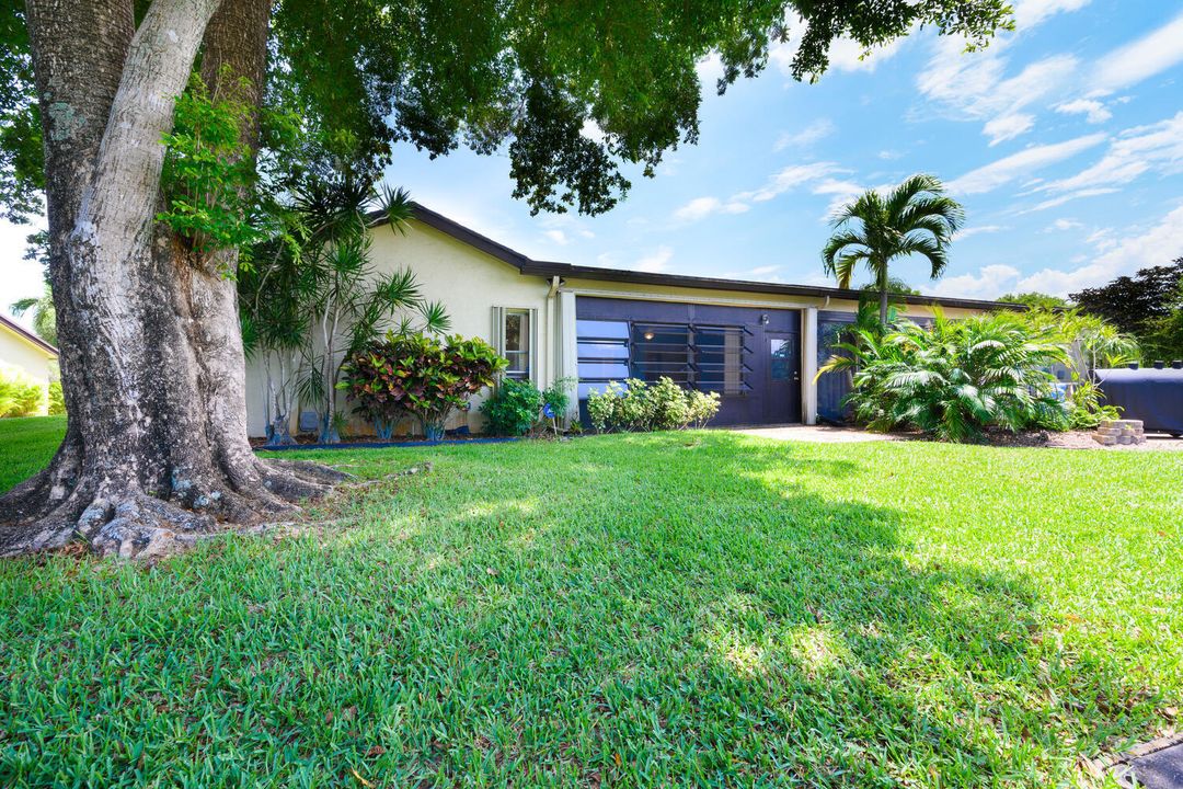 For Sale: $259,000 (3 beds, 2 baths, 1448 Square Feet)