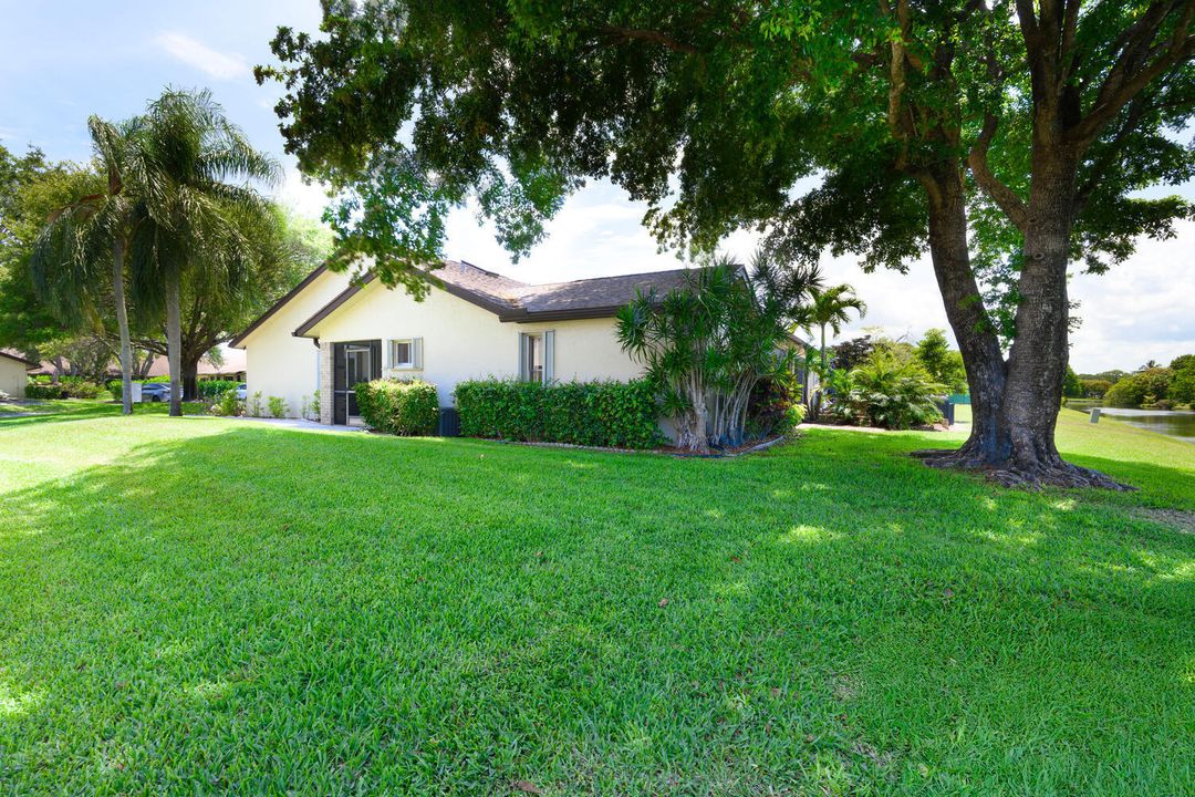 For Sale: $259,000 (3 beds, 2 baths, 1448 Square Feet)