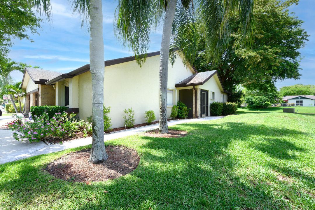 For Sale: $259,000 (3 beds, 2 baths, 1448 Square Feet)