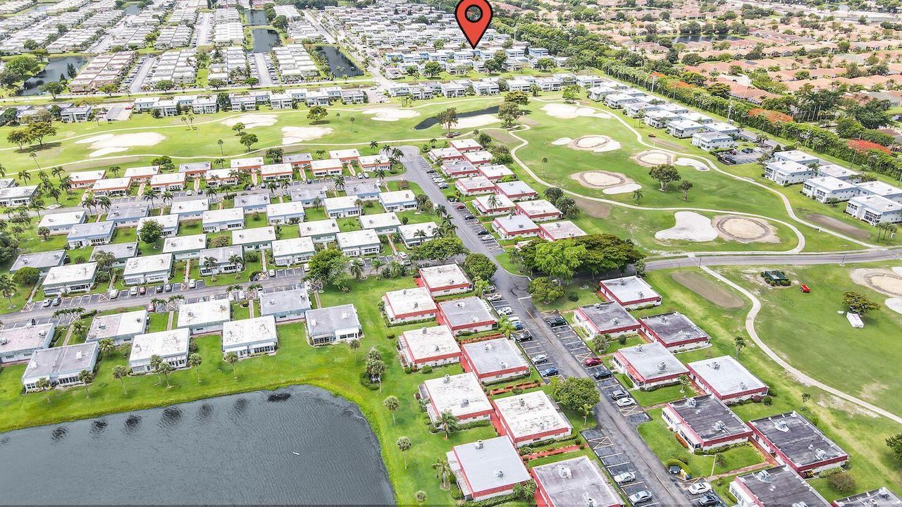 出租: $1,900 (2 贝兹, 2 浴室, 883 平方英尺)