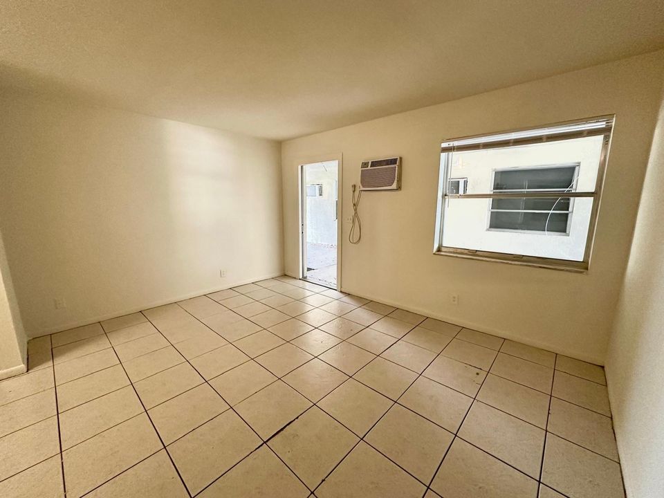 En Renta: $1,400 (1 camas, 1 baños, 850 Pies cuadrados)