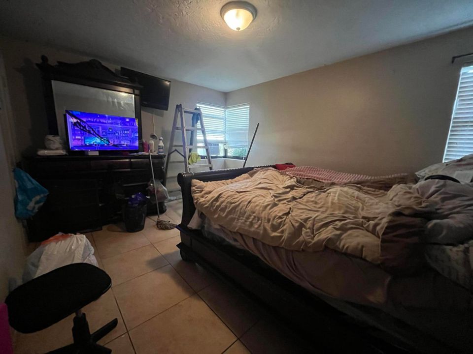 На продажу: $260,000 (3 спален, 2 ванн, 1642 Квадратных фут)