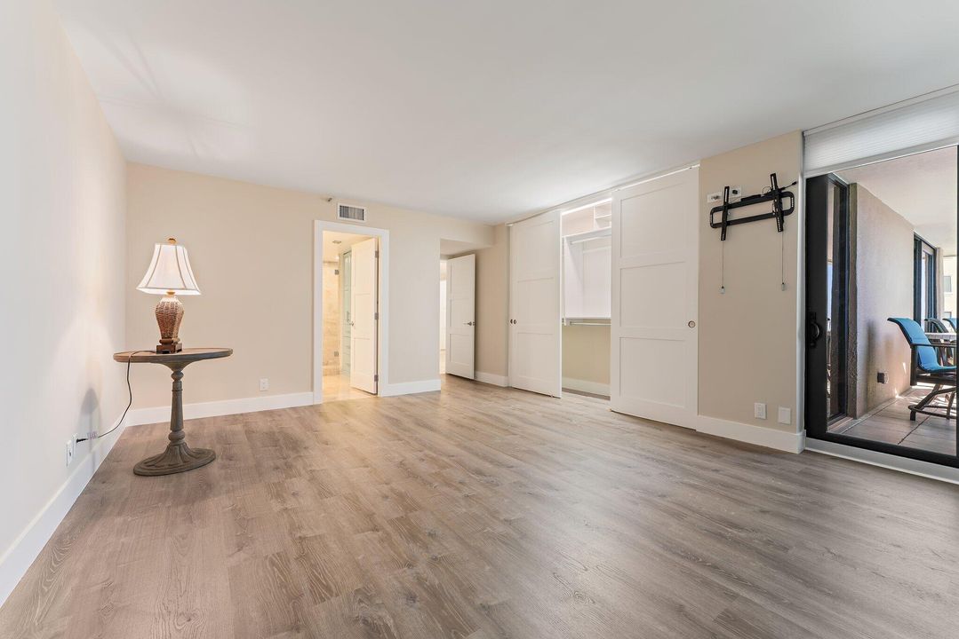 待售: $1,125,000 (2 贝兹, 2 浴室, 1662 平方英尺)