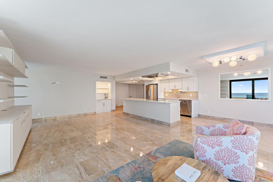 待售: $1,125,000 (2 贝兹, 2 浴室, 1662 平方英尺)