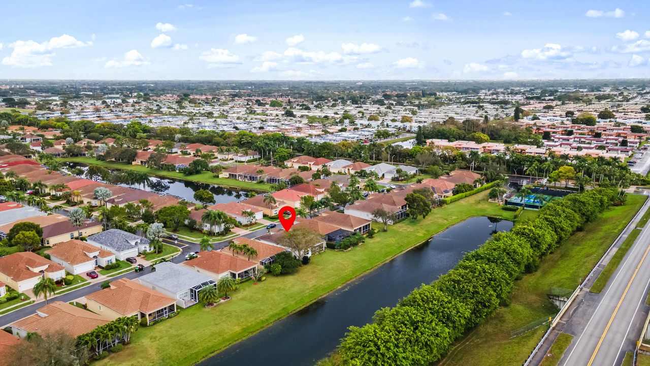 En Venta: $569,900 (3 camas, 2 baños, 2164 Pies cuadrados)