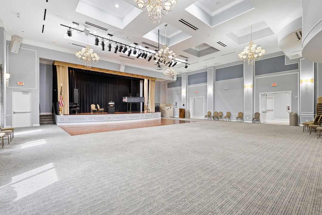 En Venta: $569,900 (3 camas, 2 baños, 2164 Pies cuadrados)