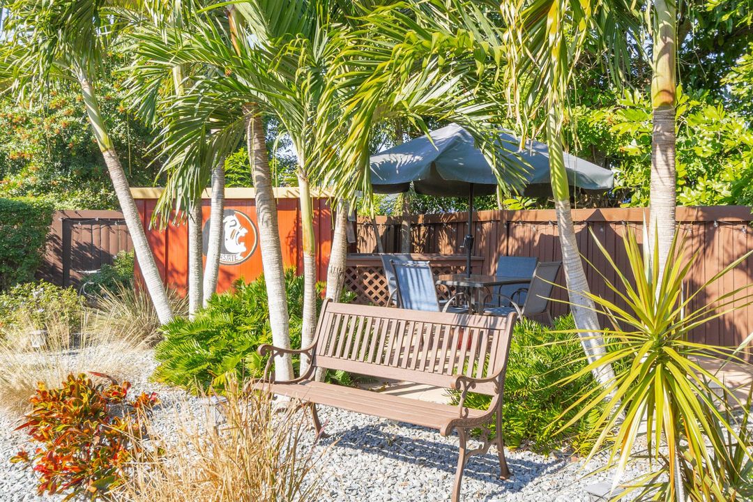 For Sale: $275,000 (3 beds, 1 baths, 1188 Square Feet)