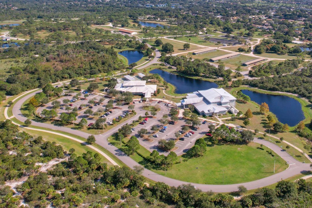 For Sale: $275,000 (3 beds, 1 baths, 1188 Square Feet)