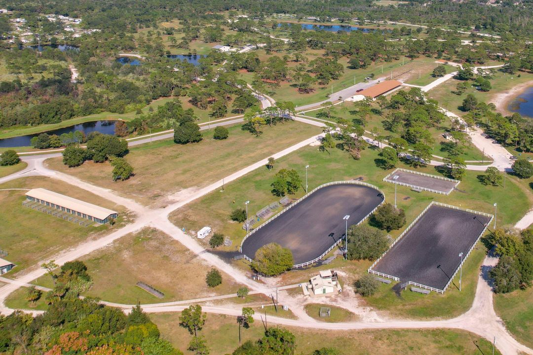 For Sale: $275,000 (3 beds, 1 baths, 1188 Square Feet)