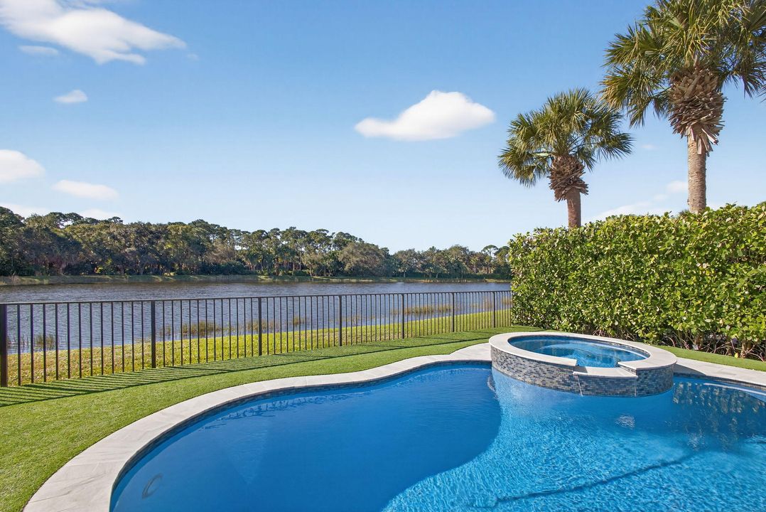 En Venta: $2,399,000 (4 camas, 4 baños, 3034 Pies cuadrados)