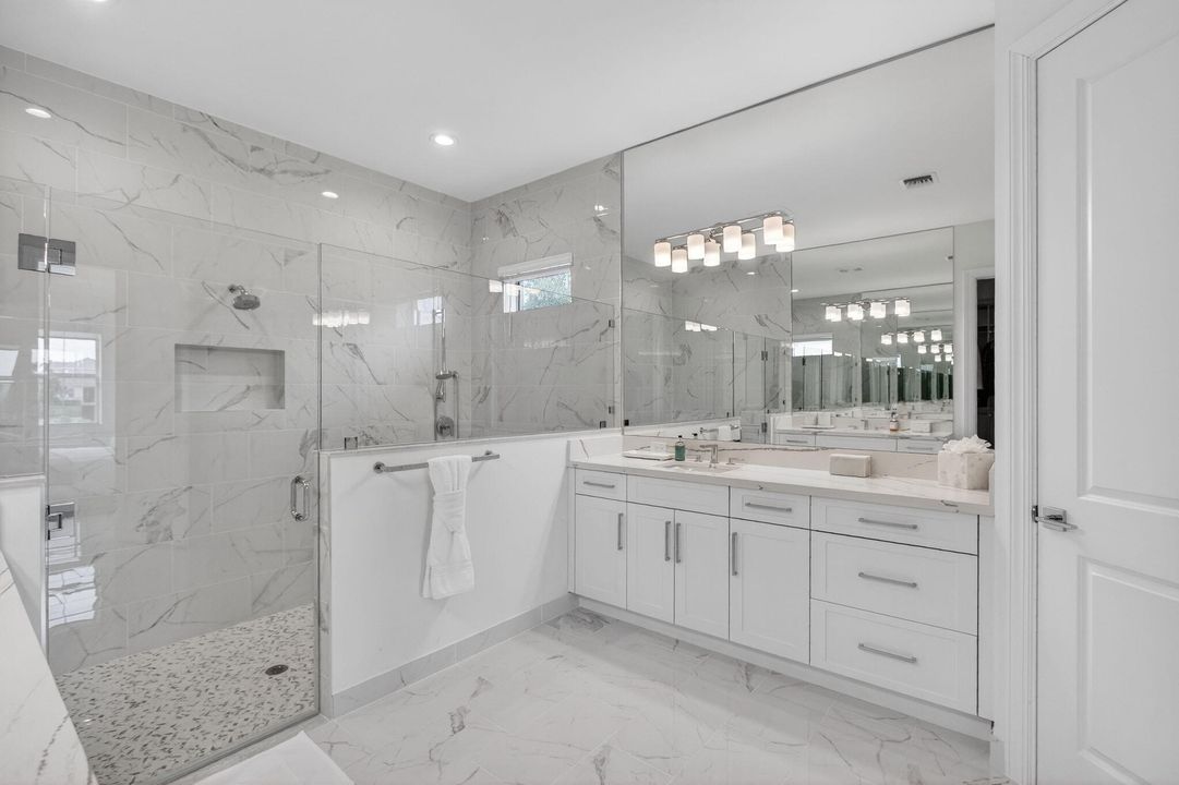 待售: $1,869,000 (4 贝兹, 3 浴室, 3718 平方英尺)