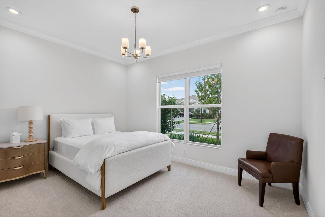 待售: $1,869,000 (4 贝兹, 3 浴室, 3718 平方英尺)