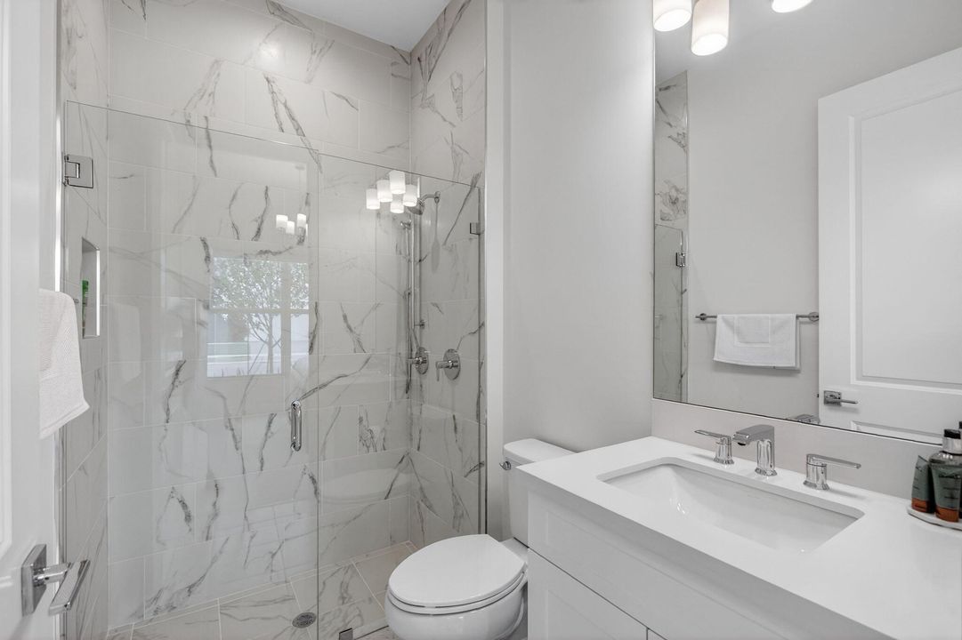 待售: $1,869,000 (4 贝兹, 3 浴室, 3718 平方英尺)